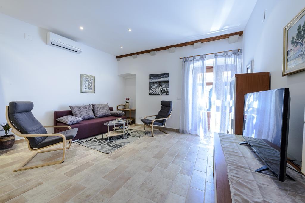 Apartment Riva ツァヴタット エクステリア 写真