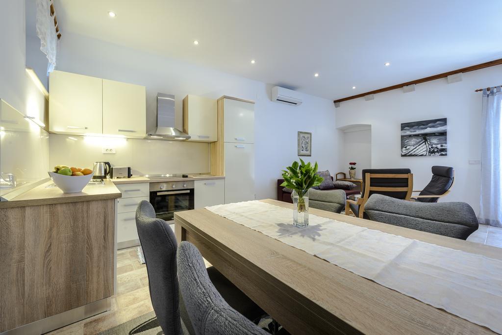 Apartment Riva ツァヴタット エクステリア 写真