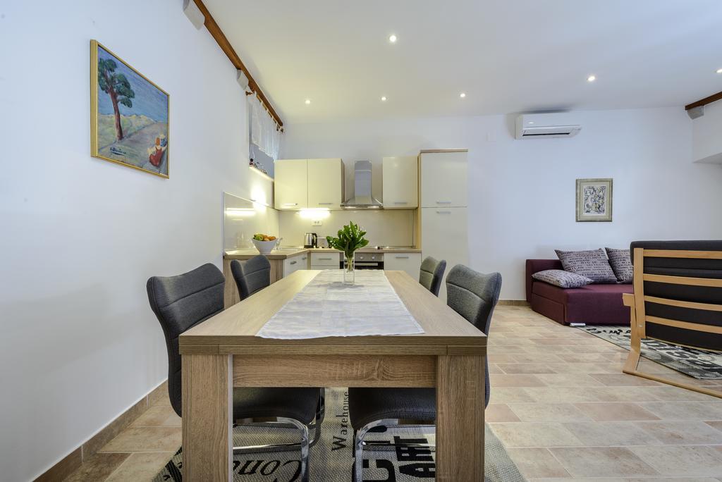 Apartment Riva ツァヴタット エクステリア 写真